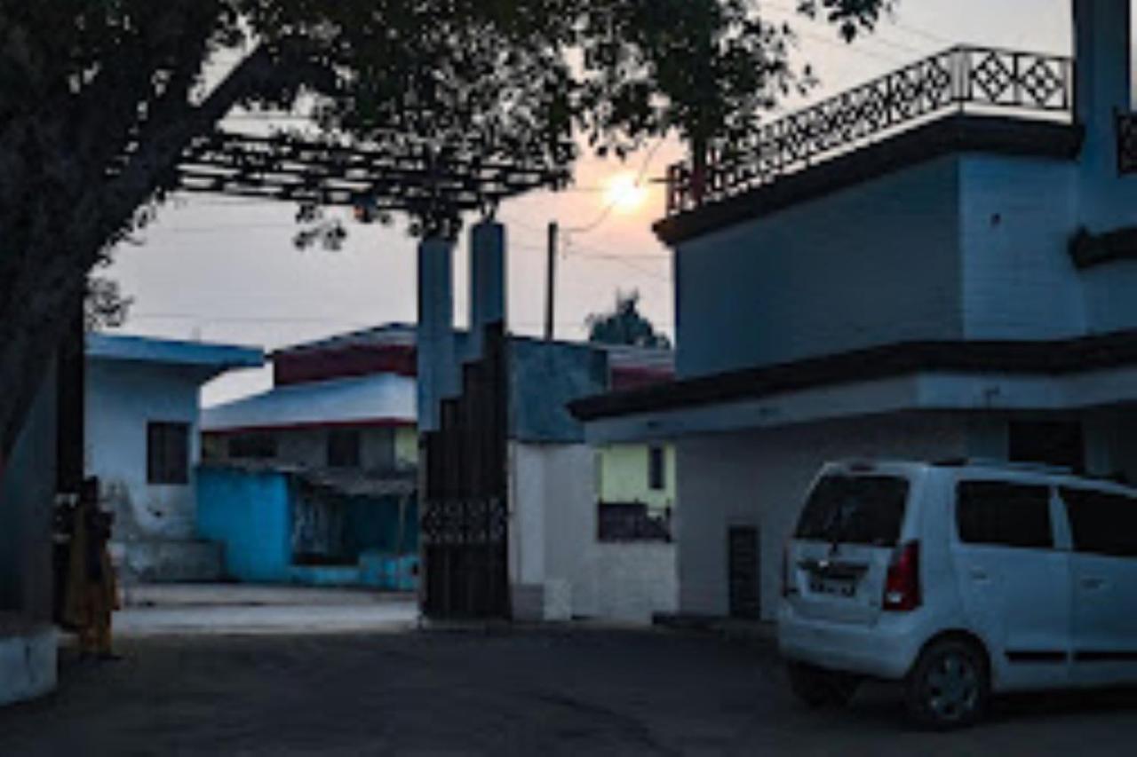 Mp Tourist Bunglow , Chitrakoot Hotel Sitapur Muafi Kültér fotó