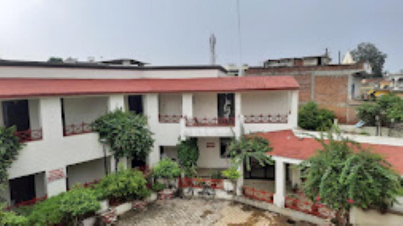 Mp Tourist Bunglow , Chitrakoot Hotel Sitapur Muafi Kültér fotó