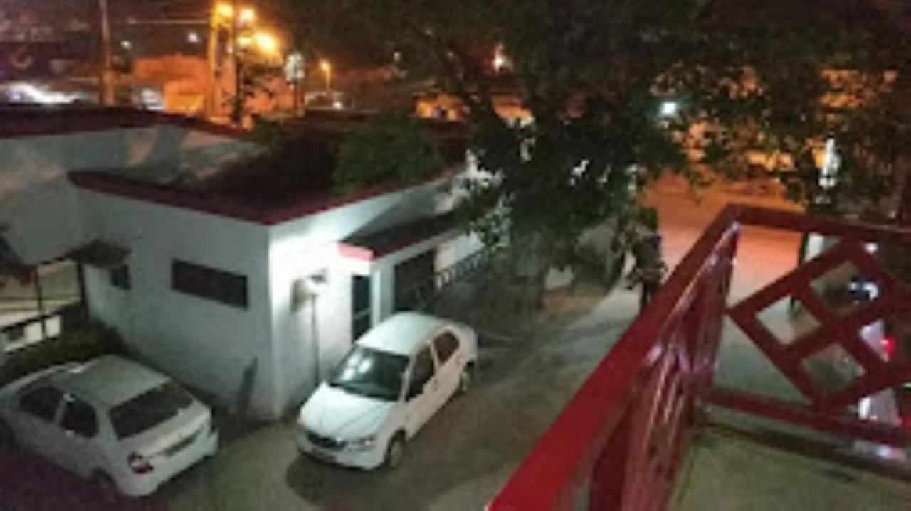 Mp Tourist Bunglow , Chitrakoot Hotel Sitapur Muafi Kültér fotó