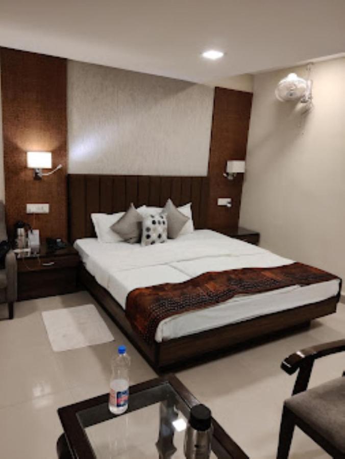 Mp Tourist Bunglow , Chitrakoot Hotel Sitapur Muafi Kültér fotó